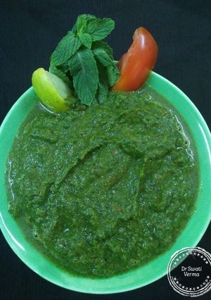A picture of Raw Mango Chutney with mint & Coriander.