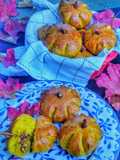 Paneer stuffed pumpkin dinner rolls