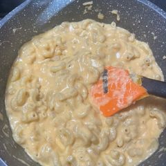 A picture of Stove Top Mac & cheese.