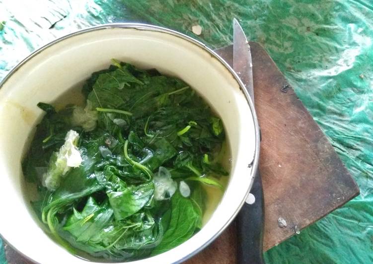 Resep: LezatSayur bening bayam plus oyong