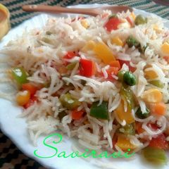 A picture of Bell pepper Pulav.