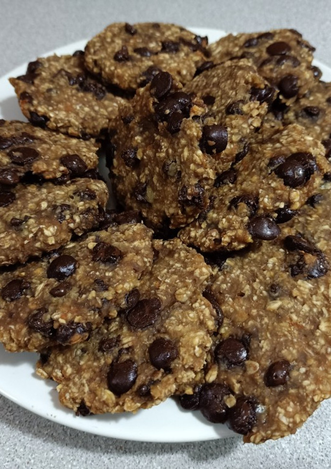 Una foto de Galletas de avena, plátano, naranja y chocolate