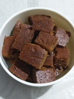 عکسی از دستور کیک ساده اسفنجی بدون فر