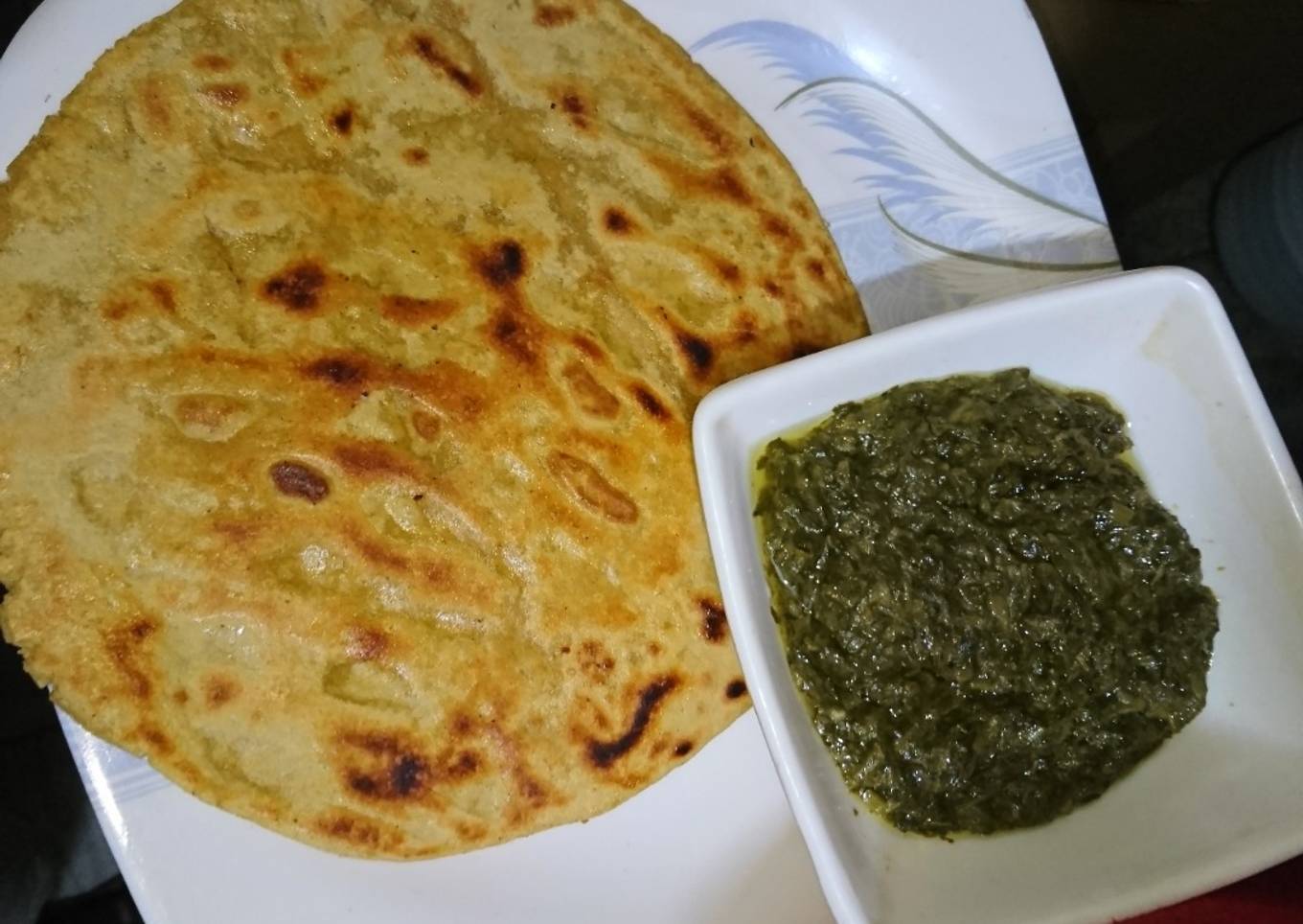Saag with makae ki roti