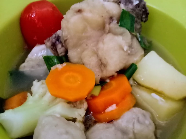 Langkah Mudah untuk Membuat Resep Sop daging tulang sapi yang Sempurna Anti Ribet, Lezat Sekali