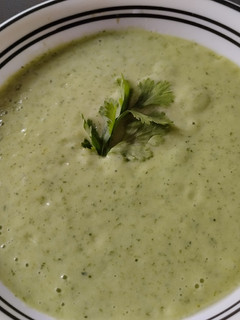 Una foto de Salsa verde de cilantro y calabacin🌮🌯🥙