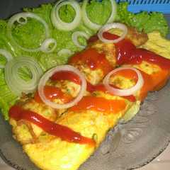A picture of Sosis telur.