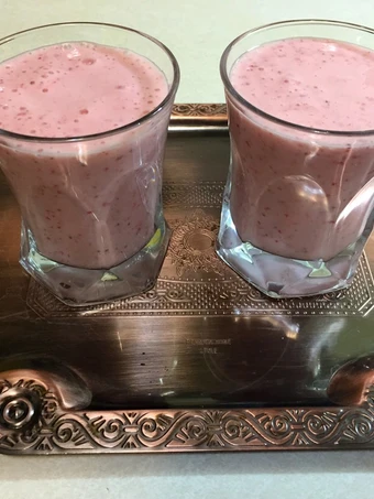 Easy Way Make Recipe Strawberry and Banana smoothie 😍 that is Delicious, Perfect}