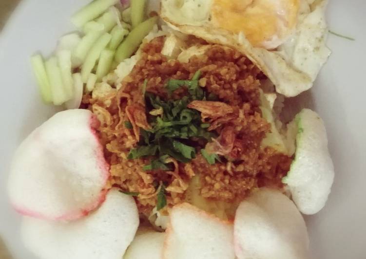 Tahu siram saos kacang (tahu bumbu /nasi tahu)