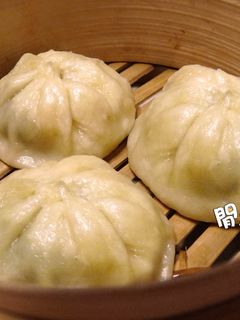 A picture of Chive Soup Dumplings.