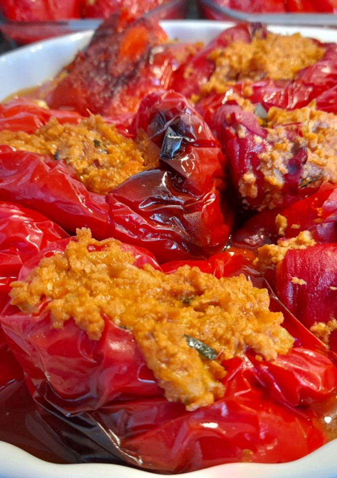 Una foto de Pimientos rellenos de soja y verduras