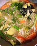 Đầu, đuôi cá lăng nấu canh chua