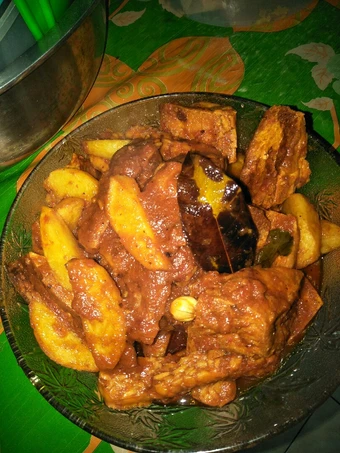 Langkah Mudah untuk Membikin Resep Semur tahu tempe kentang yang Sempurna Anti Ribet, Mantap