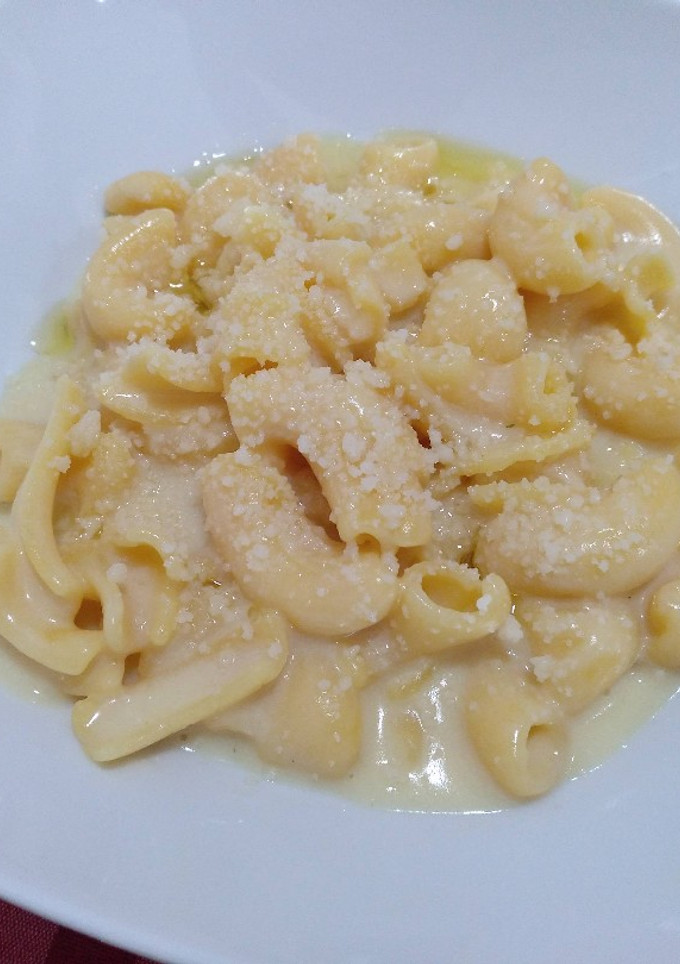 Una foto de Pasta en leche y queso 🐄❤️🇮🇹