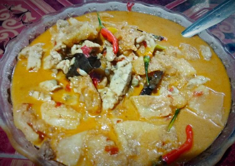 Resep Sambel goreng krecek tempe bosok yang Enak Banget