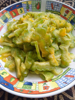 清炒苦瓜(低醣生酮餐)(家常菜)(素食料理)(簡單料理) 的食譜成品照片