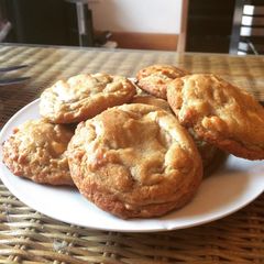 A picture of White Chocolate, Cardamom & Amaretto Cookies.