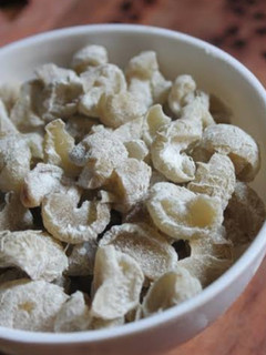 आंवला कैंडी(Amla Candy recipe in Hindi) रेसिपी मुख्य फोटो