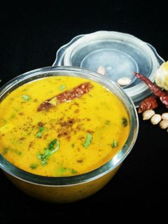 पीनट आमटी (Peanut Amti recipe in Hindi) रेसिपी मुख्य फोटो
