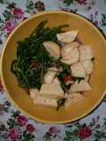 Tumis kangkung baso kepiting
