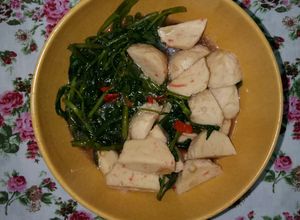 Foto resep Tumis kangkung baso kepiting