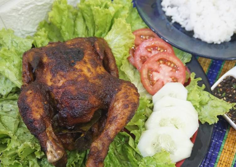 Langkah Mudah untuk Menyiapkan Ayam Panggang wong solo Anti Gagal