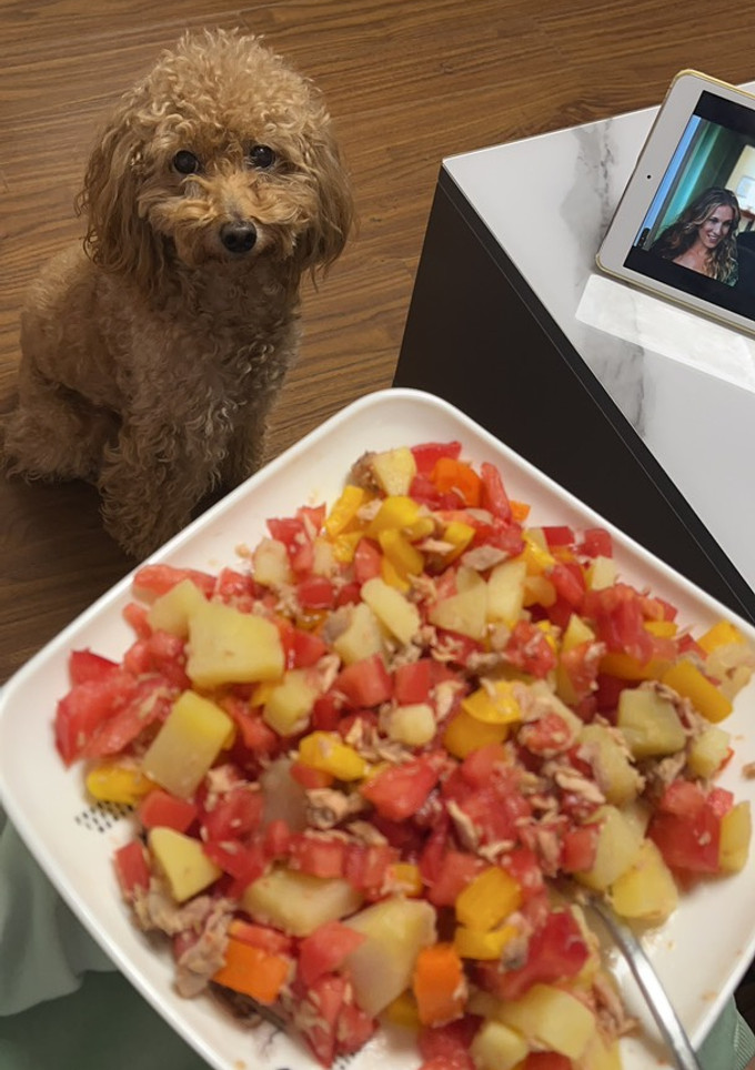 Una foto de Papas con zanahoria y atún