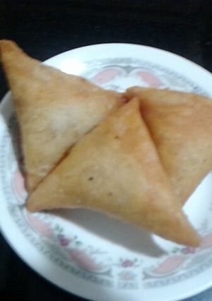 A picture of Keemay ke Samosay.