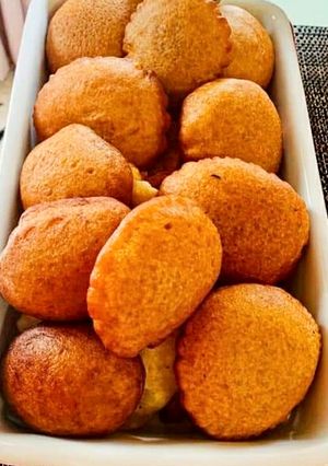 গুড়ের পোয়া পিঠা (gurer poa pithe recipe in Bengali) রেসিপির প্রধান ছবি