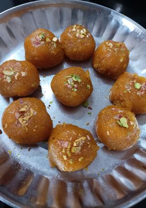 A picture of Motichur laddu.