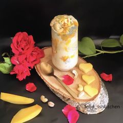 Rich Kesar Mango Falooda A picture of Rich Kesar Mango Falooda.