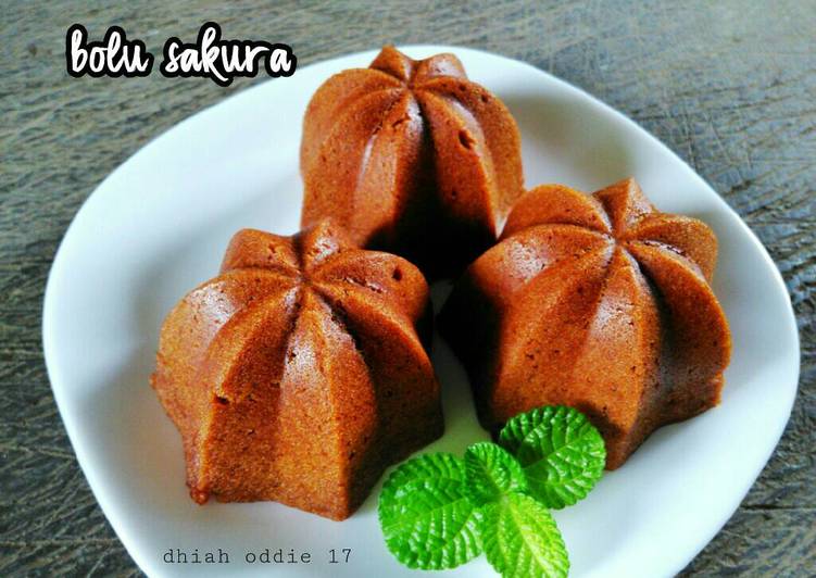 Cara Gampang Membuat Bolu Sakura, Menggugah Selera