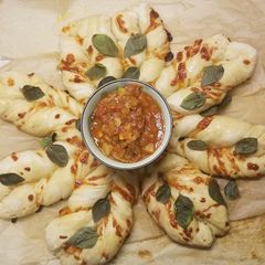 A picture of Margherita Pizza Tear and Share with Chunky Tomato Dipping Sauce.