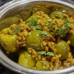 A picture of Fenugreek Stuffed Gumberries (Gunda).