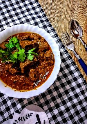 A picture of Kaleji Masala.