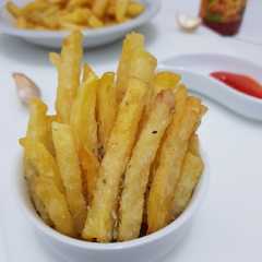 A picture of Kentang Goreng (French Fries) Renyah ala KFC.