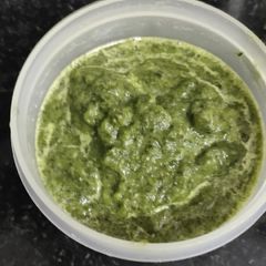 A picture of Coriander mint chutney.