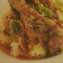 A picture of Slow cooker mustard chicken and bacon casserole.