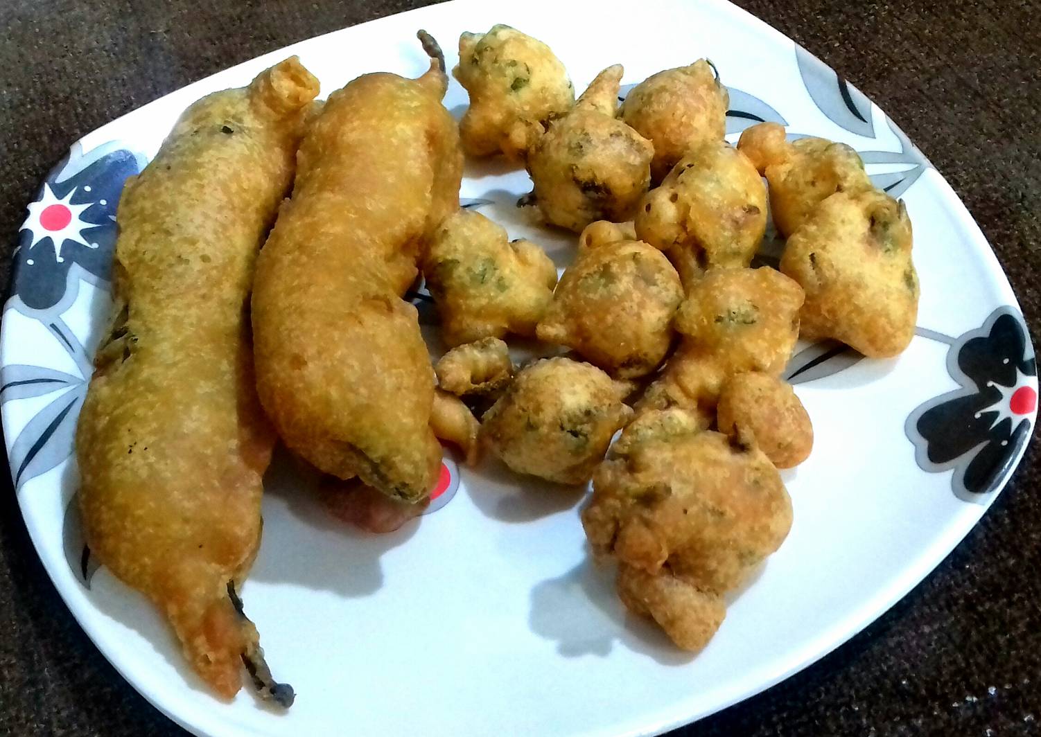 Bhajiya Recipe by Adv Vedika Bhardwaj Dolly - Cookpad