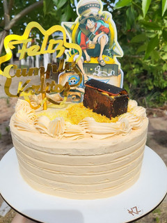 Una foto de Torta de cumpleaños sin gluten (temática Luffy)