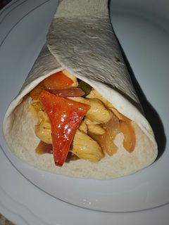 Una foto de Tortilla de pollo