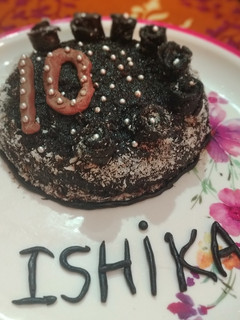 ओरियो बिस्कुट केक (oreo biscuit cake recipe in Hindi) रेसिपी मुख्य फोटो