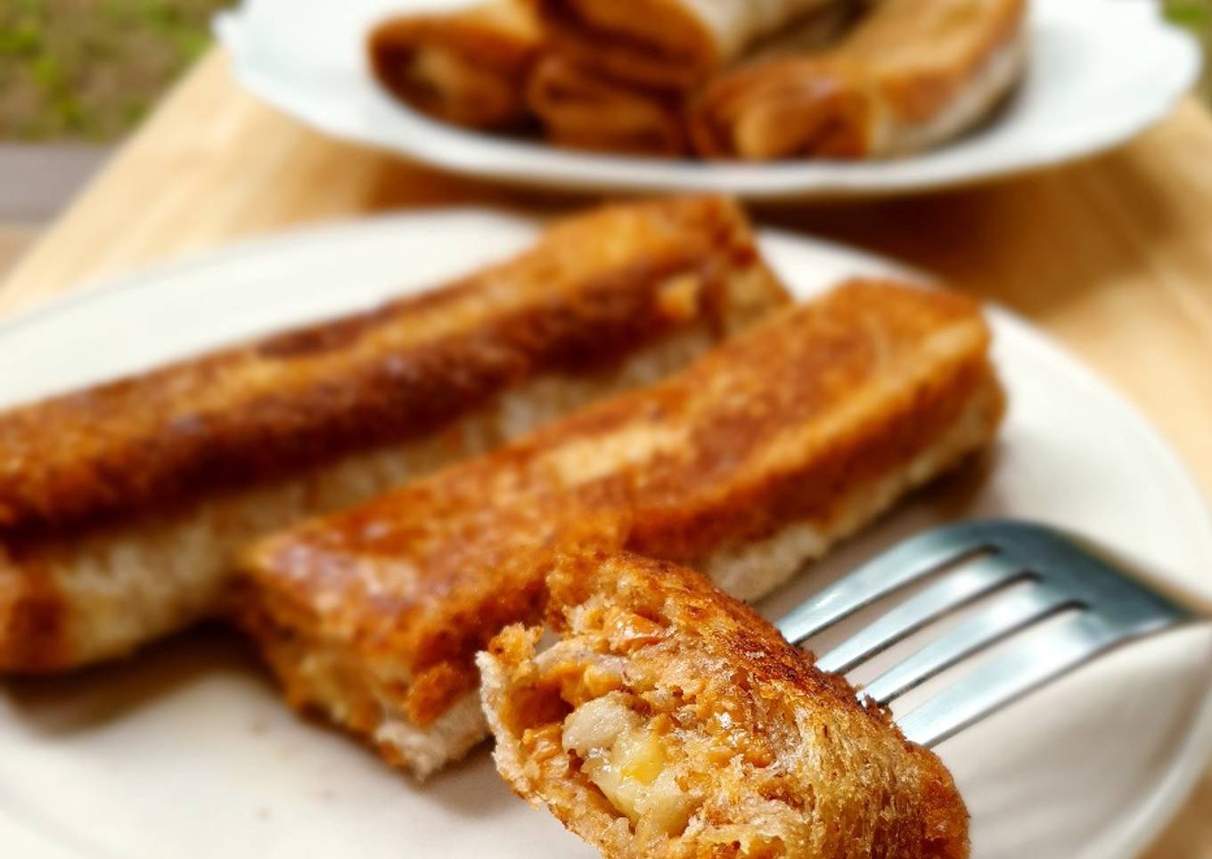 Roti Gulung Pisang & Peanut Butter