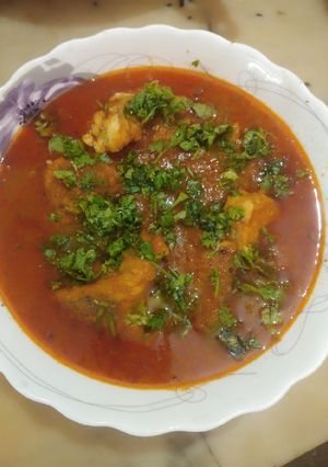 A picture of Fish curry.