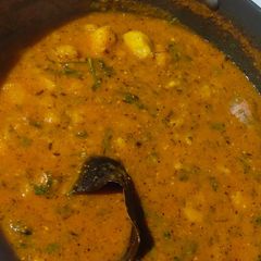 A picture of Bhandara style aalo ki sabji.