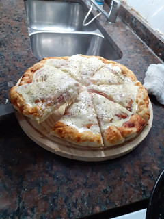 Una foto de Pizza rellena fácil. Grace