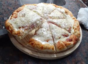 Una foto de Pizza rellena fácil. Grace