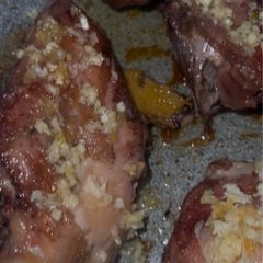 A picture of Garlic Ginger Baked Chicken.