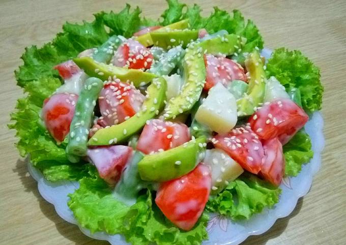 Resep Salad Sayur Alpukat oleh Vey Alodia's Kitchen - Cookpad