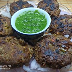 A picture of Qeemay ka kabab.